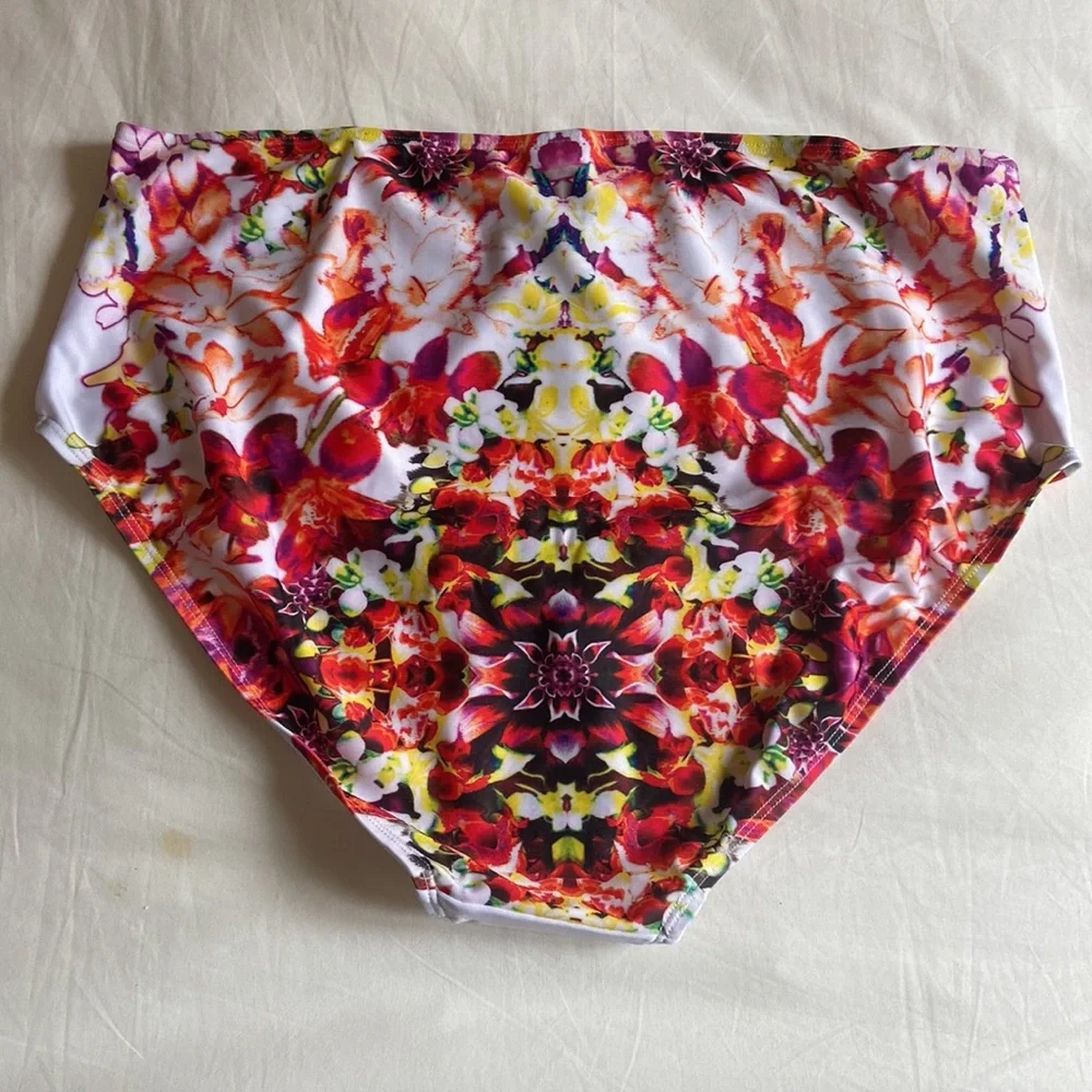 NWT - Shore Road Floral Bottoms